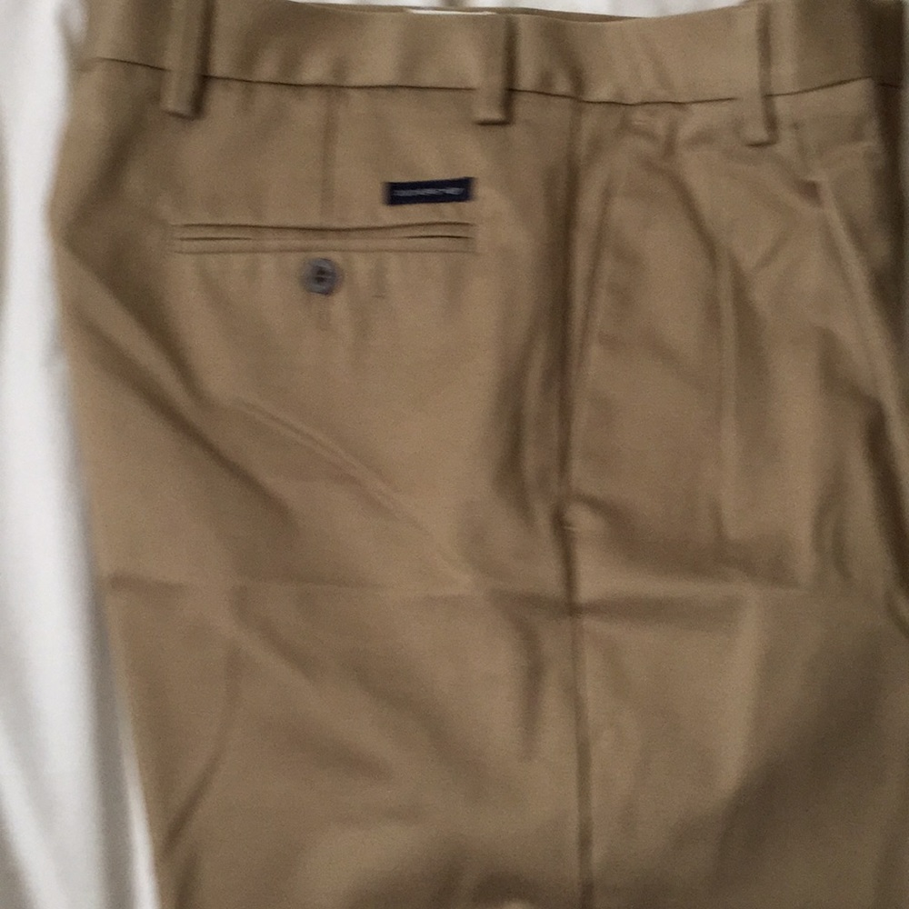 Men's dockers pants